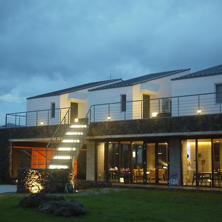Eridu Cafe N Beds Hotel Seogwipo Eksteriør billede