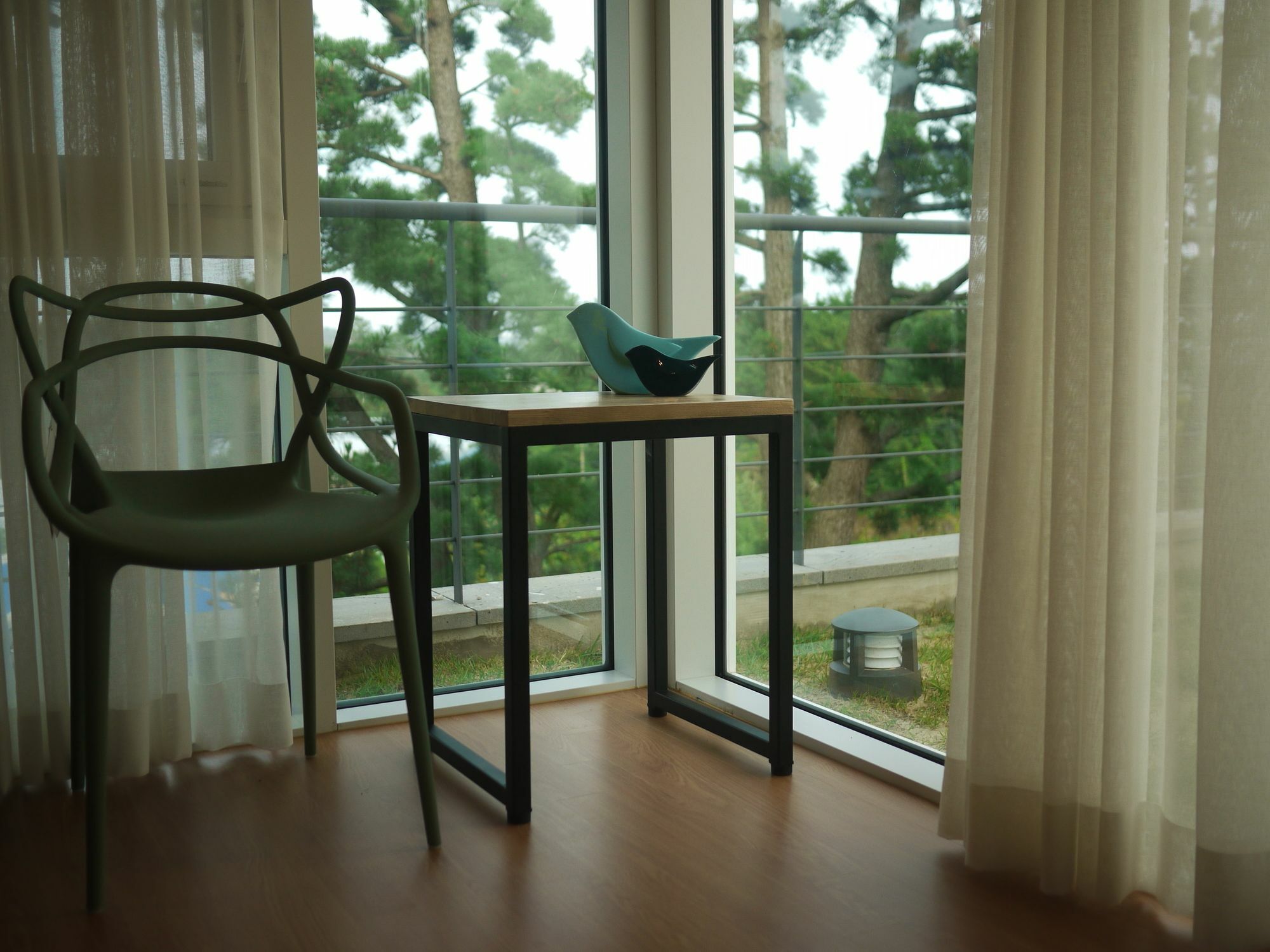 Eridu Cafe N Beds Hotel Seogwipo Eksteriør billede